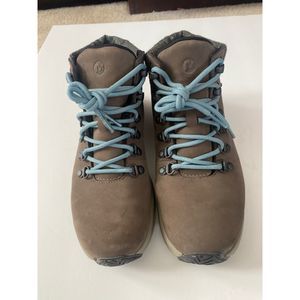 Merrell Vibram Women's Waterproof Hiking Boots Sz 6.5